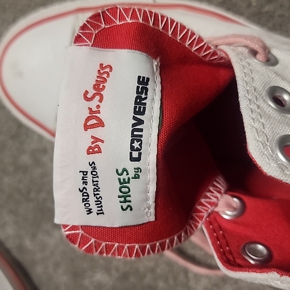 Dr.Seuss Converse womens - Picture 4 of 6